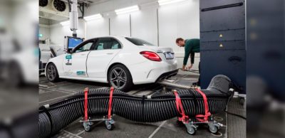 Das Abgaslabor im Dekra Technology Center am Lausitzring wurde umfassend modernisiert. Auf dem Bild ein Prüffeld für verbrennungsmotorische Fahrzeuge.