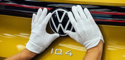 Welt-Auto des Jahres 2021 – der neue vollelektrische ID.4, der im VW-Werk Zwickau gebaut wird.