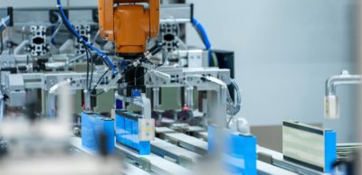 Im BMW-Werk Leipzig ist die Serienproduktion von Batteriemodulen für E-Antriebe angelaufen.