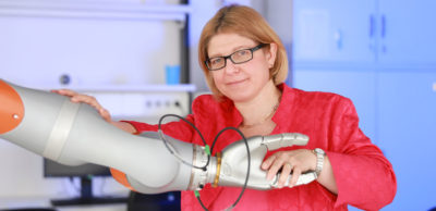 Prof. Dr. Ulrike Thomas von der Professur für Robotik und Mensch-Technik-Interaktion an der TU Chemnitz koordiniert den Verbund sächsischer Forschungseinrichtungen, der an smarter Robotik arbeitet.